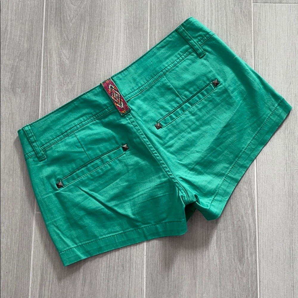 Buckle Daytrip Capricorn Shorts - Picture 2 of 4